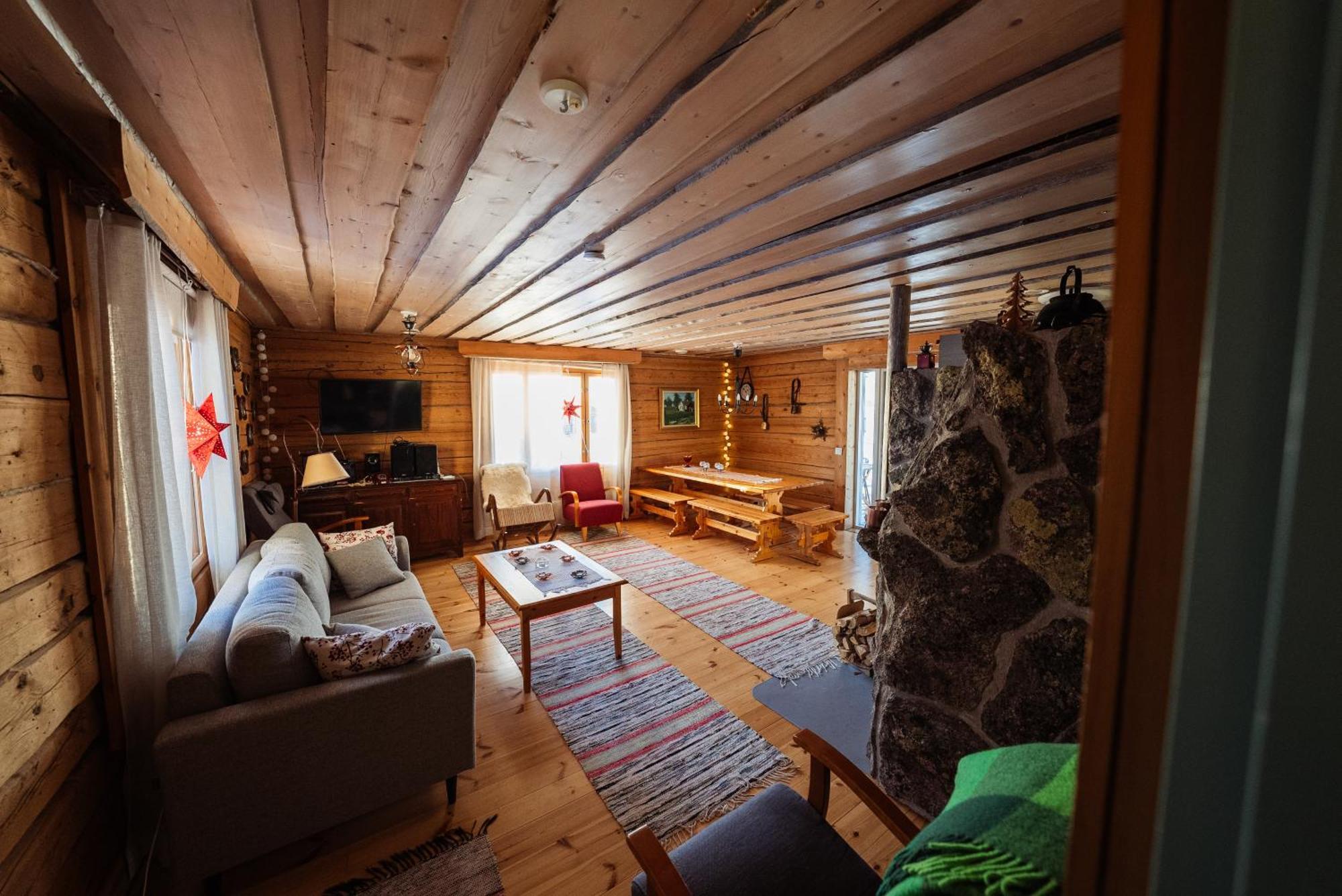Hotel Napapiirin Jaervilomat Luukonniemi Exteriér fotografie
