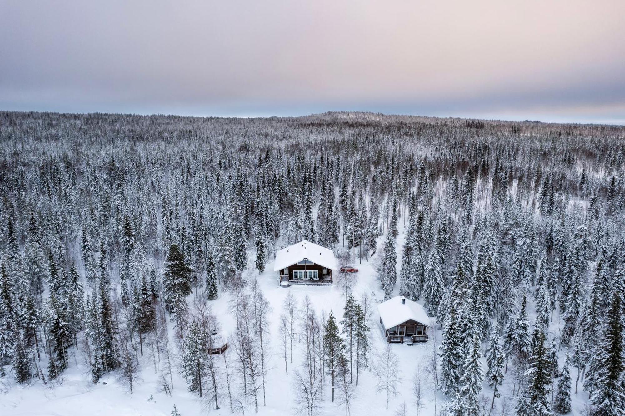 Hotel Napapiirin Jaervilomat Luukonniemi Exteriér fotografie