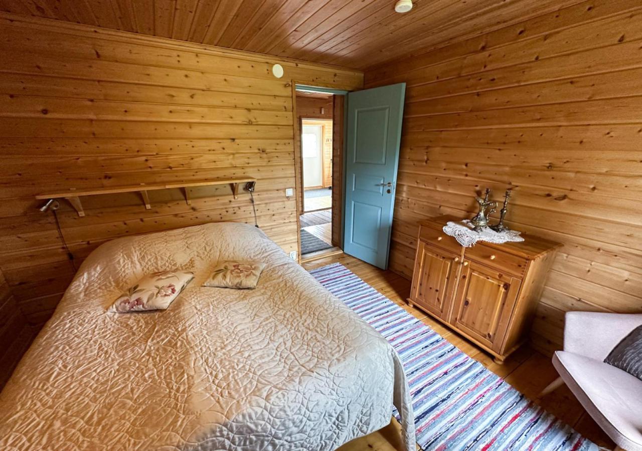 Hotel Napapiirin Jaervilomat Luukonniemi Exteriér fotografie