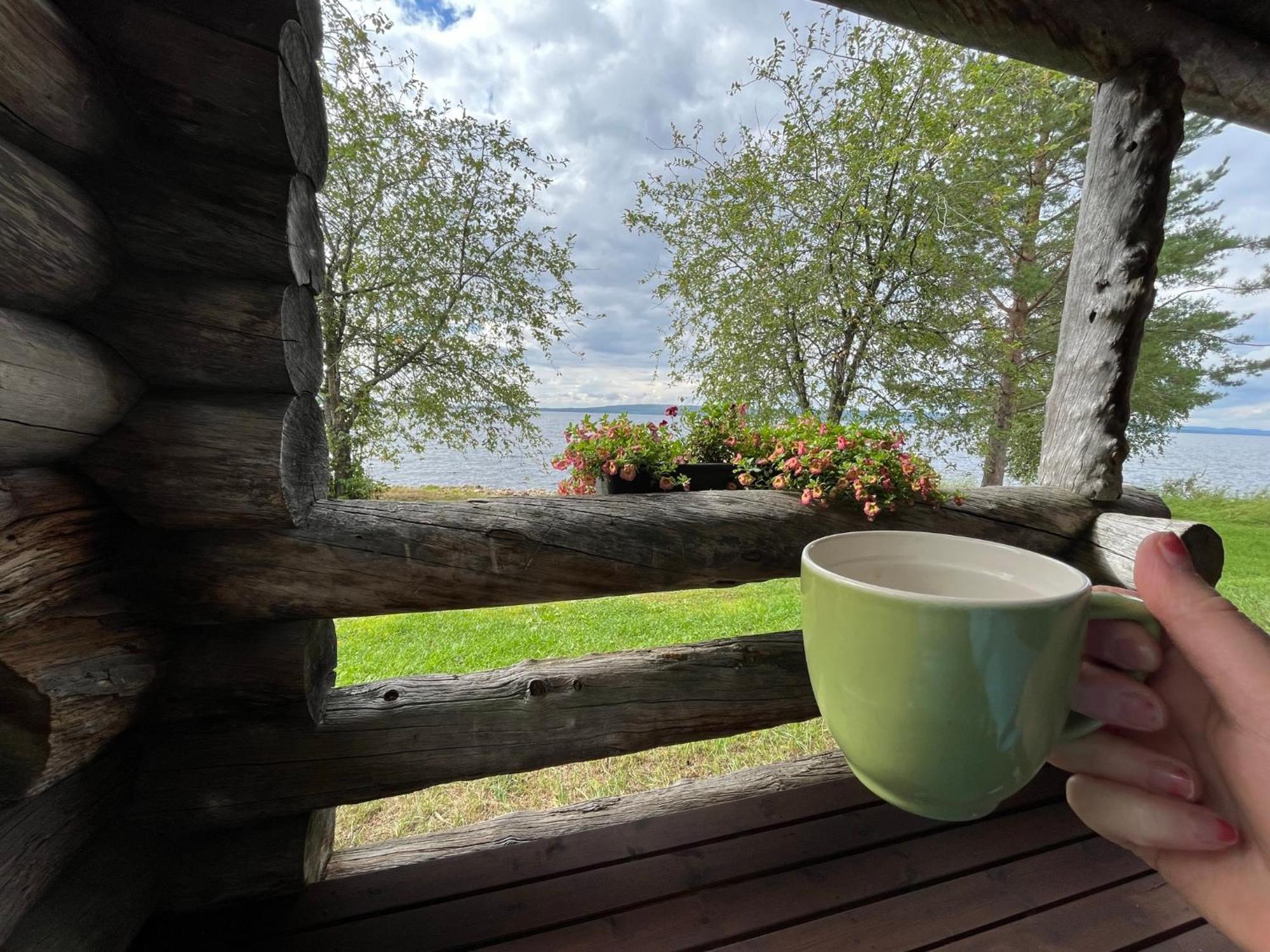 Hotel Napapiirin Jaervilomat Luukonniemi Exteriér fotografie