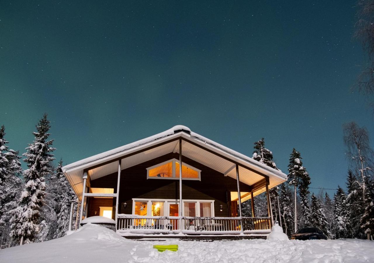 Hotel Napapiirin Jaervilomat Luukonniemi Exteriér fotografie